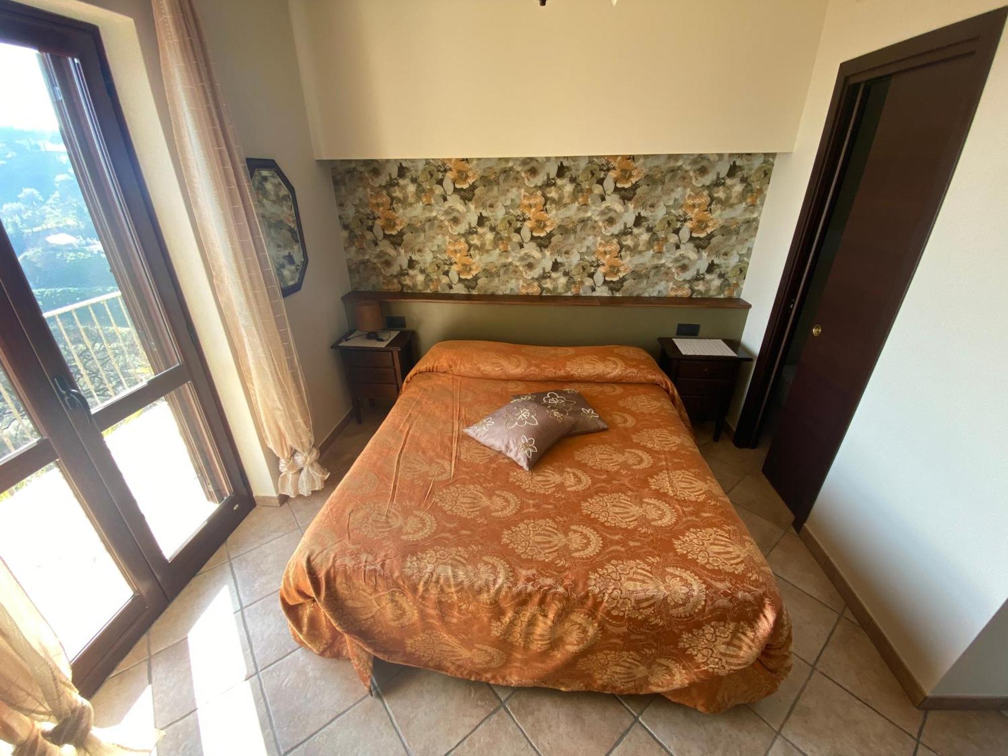 Villa Bernadette San Mauro Cilento Rum bild