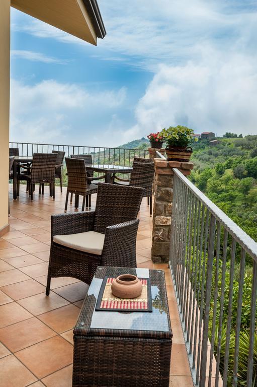 Villa Bernadette San Mauro Cilento Exteriör bild